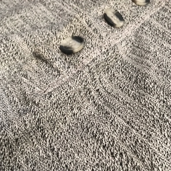 Men’s Long-Sleeved Heather gray shirt - Picture 4 of 7